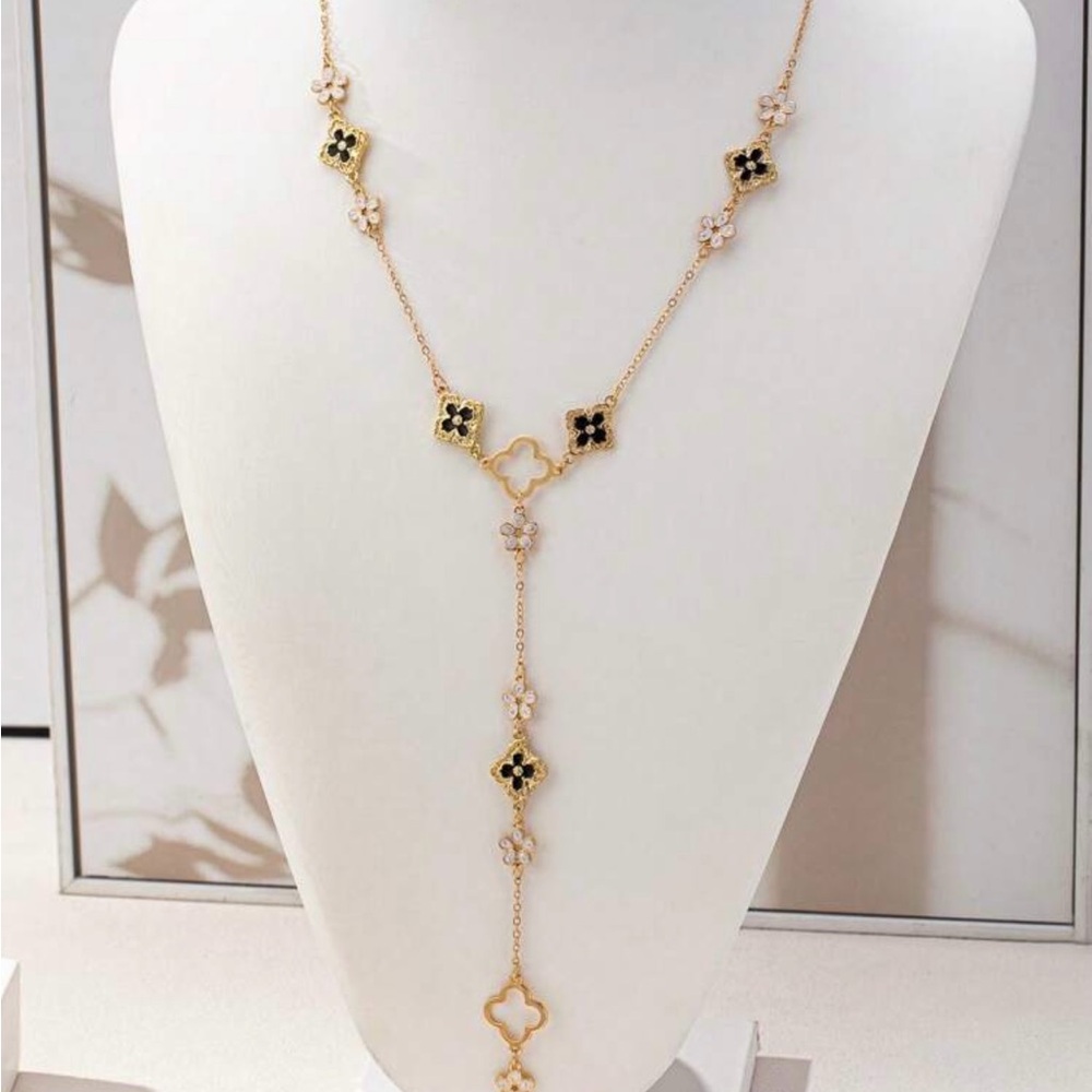 Elegant Gold and Black Women's Necklace